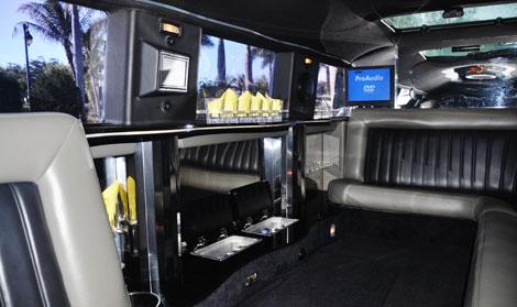 Coconut Creek White Hummer Limo 